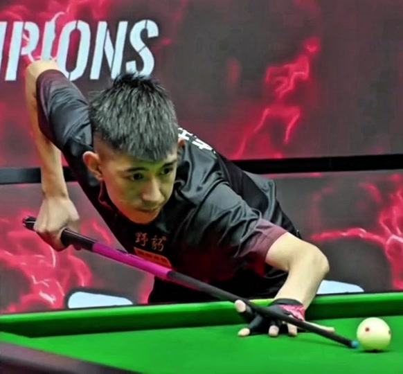 詹姆斯和安 詹姆斯和安